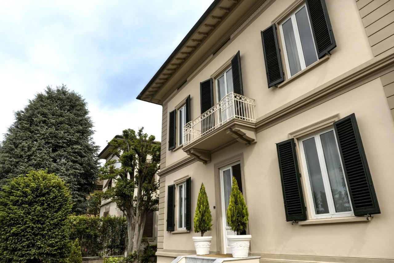Villa La Tuia B&B 卢卡 外观 照片