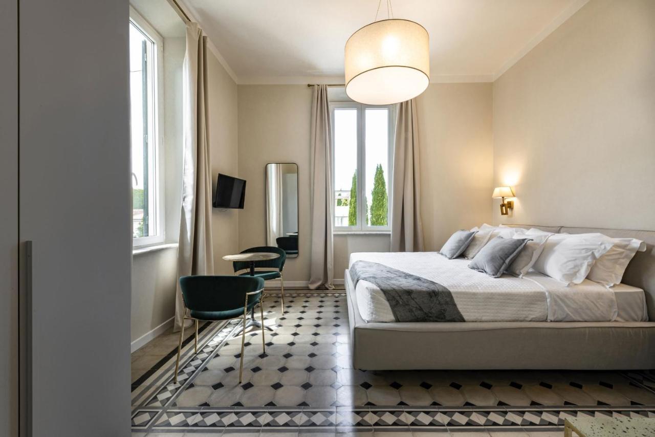 Villa La Tuia B&B 卢卡 外观 照片